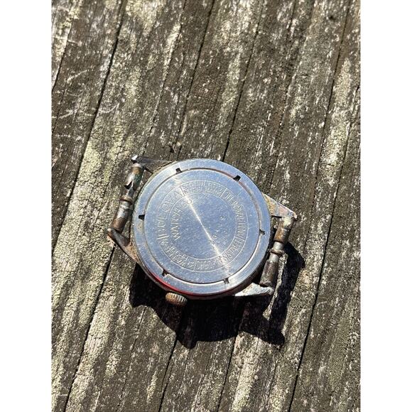 Vintage 1960s Bulova Watch Manual Wind Mechanical Shock Water Anti Magnetic Runs - Picture 6 of 11